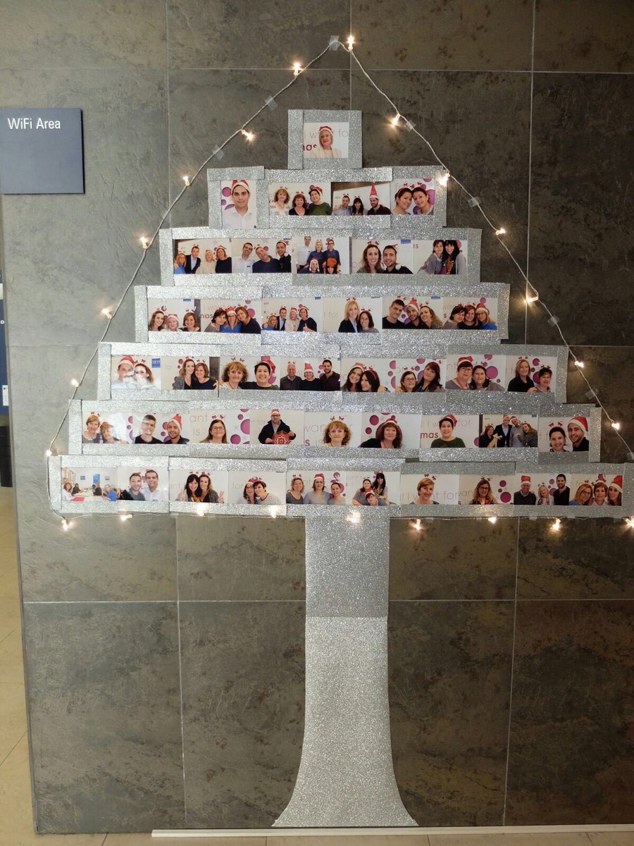 Yolanda43121963's tweet photo. Decoración navideña realizada artesanalmente con productos reciclados por el equipo de pisos #XMASTRYP #TRYPOCEANIC #mhispain #Feliz Navidad https://t.co/BtpFfCMlvf