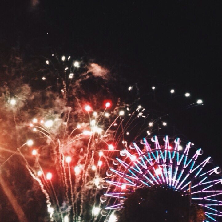 triisshhhh's tweet image. #pyrofest 👏🏼🎉🎆