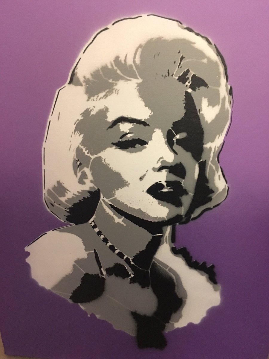 juliajbs's tweet photo. Great networking meeting. Also came away with this! Thank you @prosocialnet1 @Graffiti_Life  #Prosnet #networking #london #graffiti #marilyn https://t.co/650AtTI9Qa