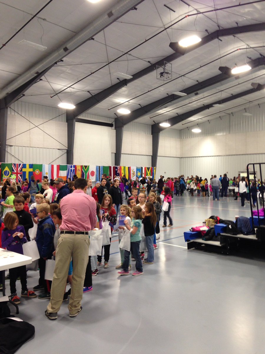 JCS_Lones's tweet photo. #GeographyFair is in full swing. https://t.co/D0lkizySzV