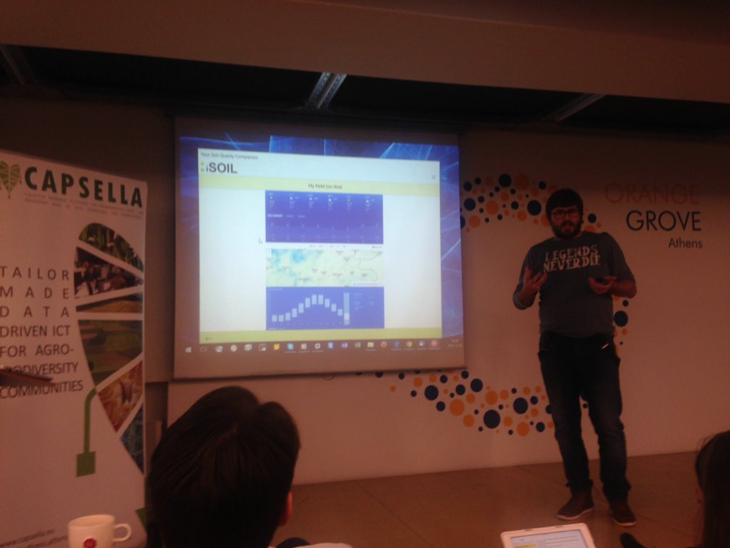 theokappa's tweet photo. Sotiris is presenting an insight view of #iSoil https://t.co/5XCdCMDp8S