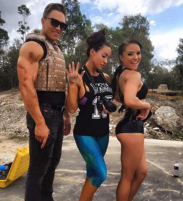 RomanJurd's tweet image. Squad goals @sarahcampbellgr