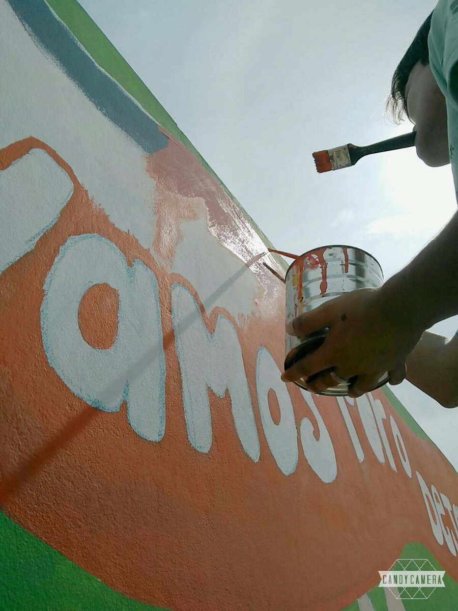 cuentoconvozlr's tweet photo. ¡El mural #CCVoz en Colegio Prov. N° 12 está casi terminado luego de otra intensa jornada! ¡Felicitaciones! @mineducacion2 @JuanLunaCorzo https://t.co/SKwjvhu9mj