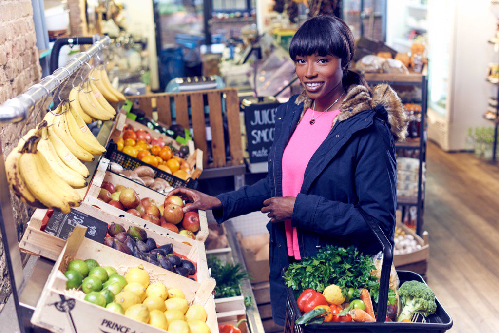 lorrainepascale's tweet photo. Shopping in my fave local shops ahead of #SmallBizSatUK, by @AmexUK. Hope you do too on 3 Dec. #ShopSmallUK #Spon ❤️ https://t.co/KSiKvrEnJO