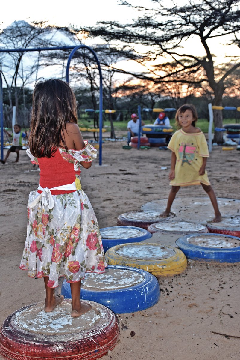 ProyectoDipecho's tweet photo. Parques Ecológicos Comunitarios en territorio Wayuú niños y niñas cuenten con un área exclusiva para sonreír @cruzrojacol @DIPECHOLAC @UNGRD https://t.co/3Wf09RNZid