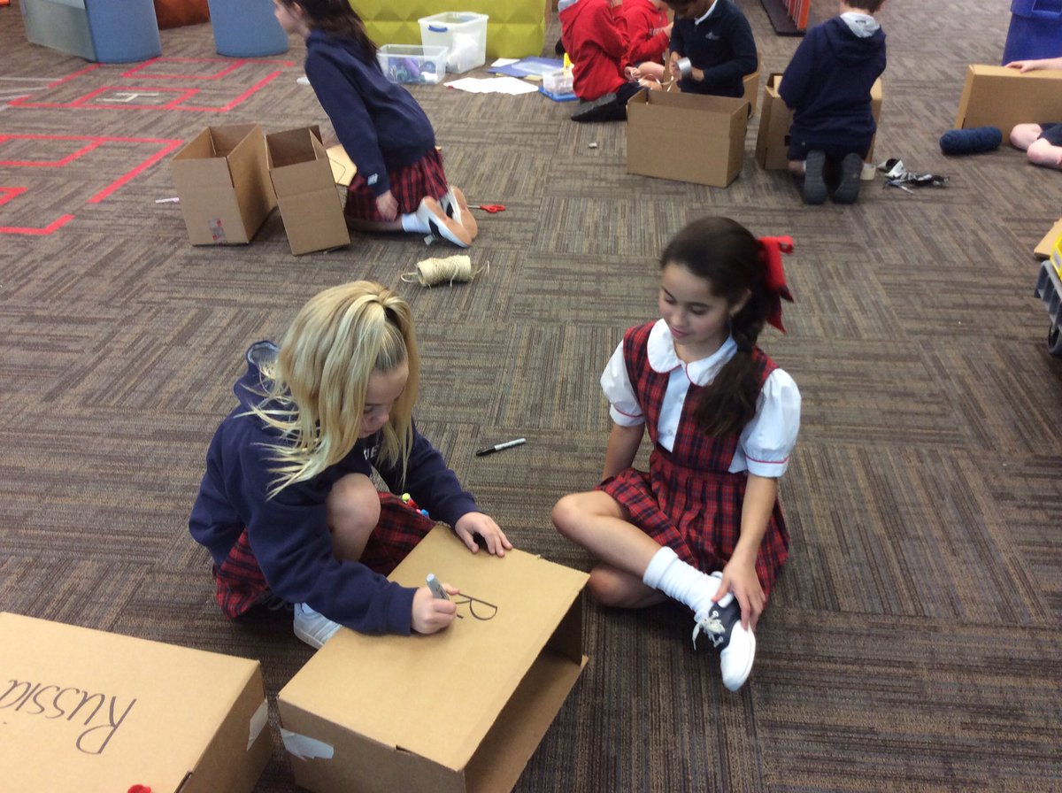 cjohnson_gses's tweet photo. Preparing our trunks for our journey! #immigrationstudy @GSESSPARQ @laura_lcole https://t.co/mnOfoRIIuq