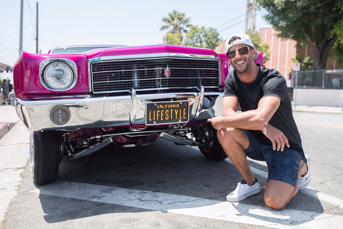 MelinBrand's tweet photo. Cali vibes with @danielricciardo || The Intrigue Hat || #ThisIsEarned #CaLivefornia 📷 @donut_media https://t.co/zLqeesJGYv
