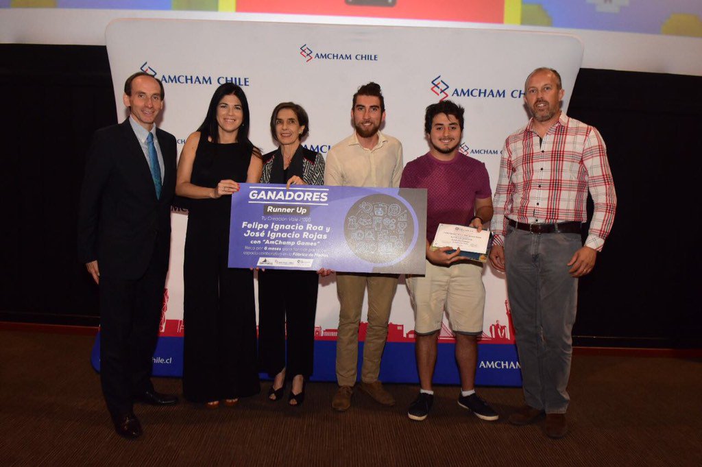 AmChamChile's tweet photo. Él runner up de @TuCreacionVale fue Amchamp Games de José Ignacio Rojas y Felipe Roa, congrats!! @VTRChile https://t.co/nyJAbr7kMh