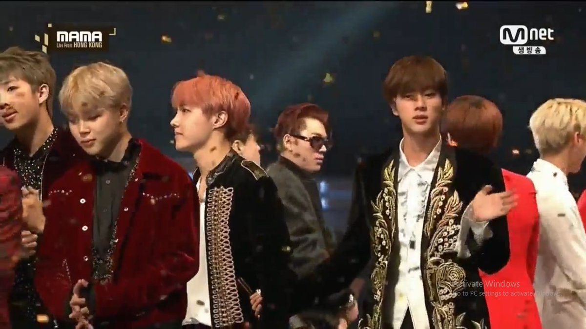 bts_th's tweet photo. [#BTS] 2/12/16 ARTIST OF THE YEAR
Congratulations BANGTAN!!! https://t.co/ZWqt4M3S3G