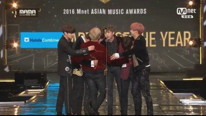 VGlobalUnion's tweet photo. Behind those hard work is a blessing. They've work so hard. They deserve it. 2 Daesang's already and counting.. https://t.co/c8NktTb60j