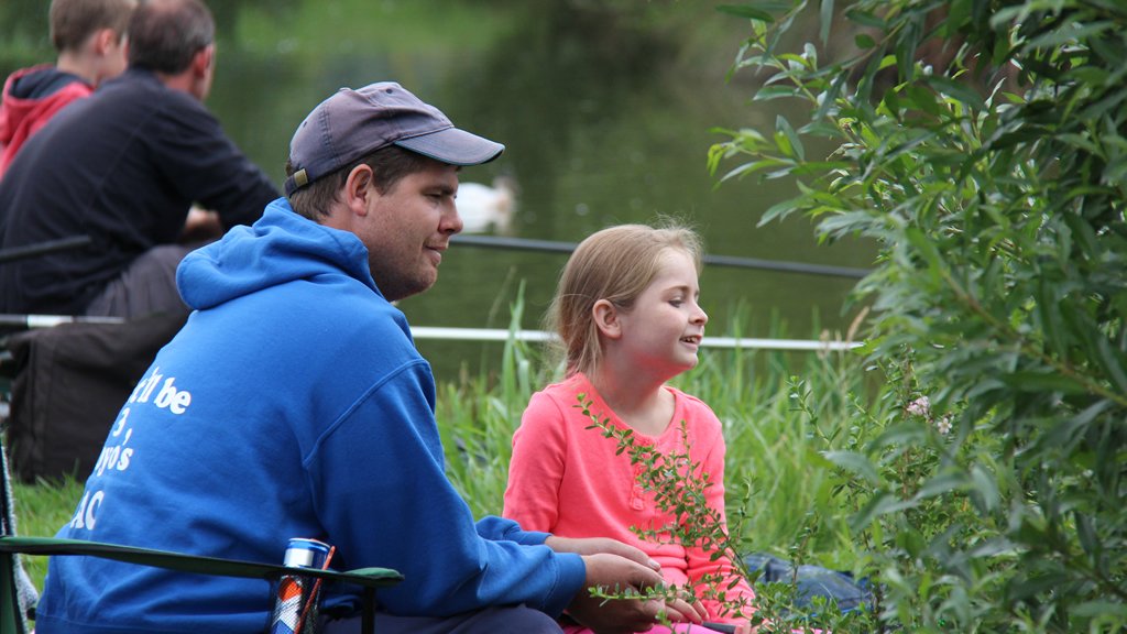 AnglingTrust's tweet photo. Come #fishing! Free #angling events at https://t.co/48Pur4yHSu #Bristol & #Midlands this weekend & more soon #GetFishing #GetBackIntoAngling https://t.co/TlsFFZJS3t