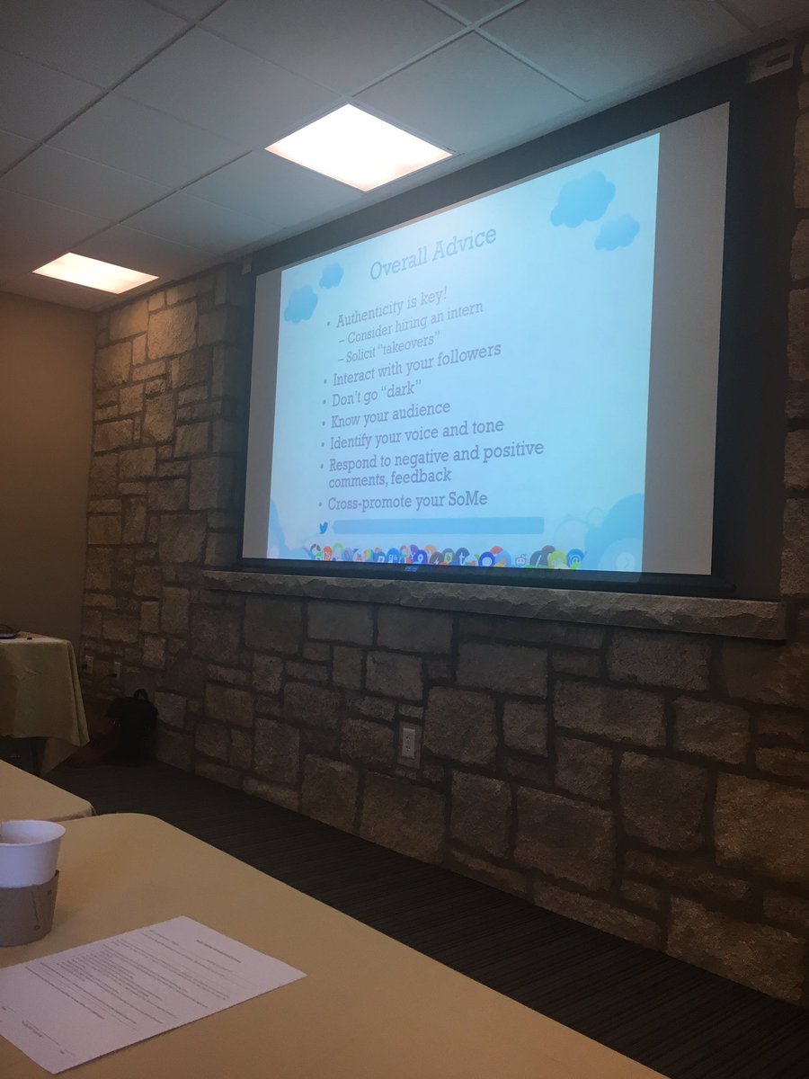 GaryCHandy's tweet photo. #KACE16 Best practices to reach students on social media https://t.co/ycahseBLwI