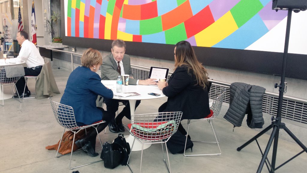 JPEC_Jennie's tweet photo. 30/60/90 day planning sessions are in process here at #UIVentureSchool.  Where will your startup be next quarter? https://t.co/Mua8dxlPM5