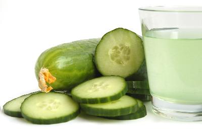 ALOdrink's tweet photo. In every bottle of #ALOLightRefresh! #FlavorOfTheWeek #TakeYourCue | The Benefits of Cucumber Juice - https://t.co/IViw9s7A7T https://t.co/mgNth8MSVb