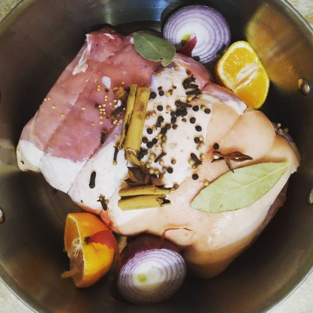 jamandcream's tweet photo. Developing a festive ham recipe this afternoon ready for #christmas #ham #festive #reciped… https://t.co/kXnsmEldYu https://t.co/bFaYUMbf97