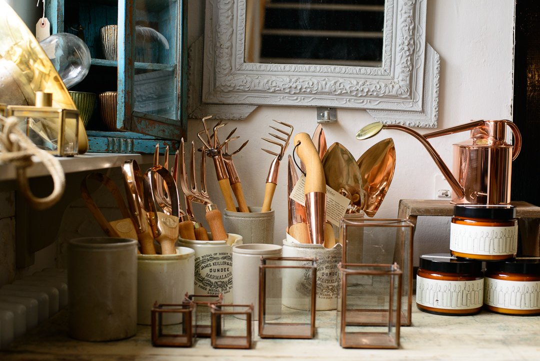 deVOLKitchens's tweet photo. On day 2 #deVOLPresents these gorgeous PKS Bronze Copper #Gardening Tools; they wont rust, stay sharp & best of all deter slugs and snails https://t.co/CYMiwJFqD6