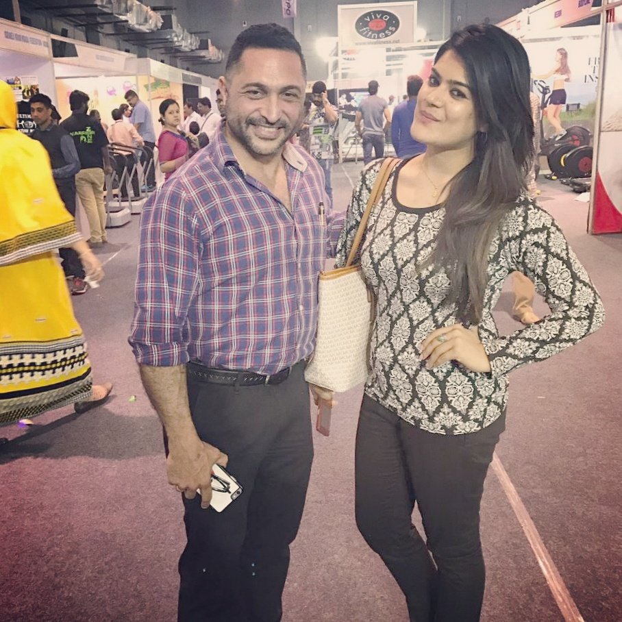 EduPapiya's tweet image. Wid da Super @Kaizzad ..#Fitexpo#Kolkata!!