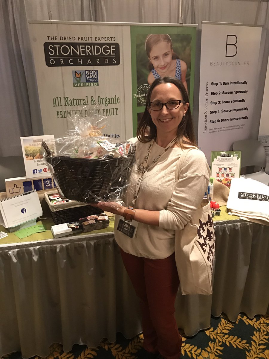 LilFamAdventure's tweet photo. Thank you so much to @stoneridgefruit  for this #shuftcon gift basket full of goodies! #winterwellnessshift #healthynevertastedsosweet https://t.co/gfRZb9Xj1l