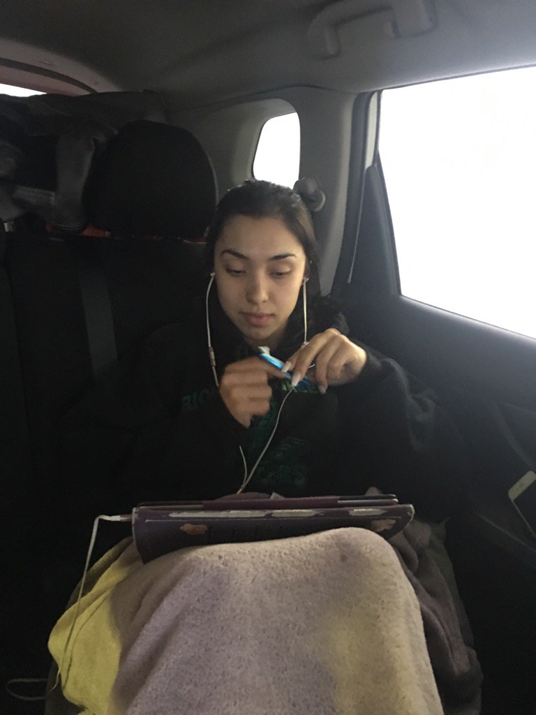 roeraby's tweet photo. @gabby_daleman chillin on her way to beautiful Montreal and @SkateCanada Challenge #readytobringit https://t.co/WoscvTsJOt