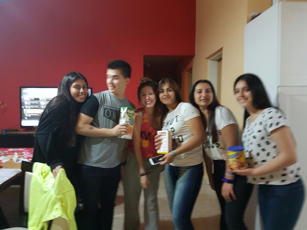 LAOR16INALDV's tweet photo. Hoy cerramos una etapa chicos y no queda mas q agradecer por estos 6 años inolvidables. Lo mejor para el resto de camino❤️ #LADELS16LO https://t.co/gWeGI8xGpA
