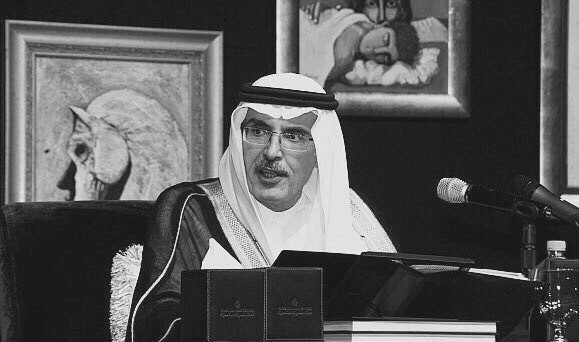 وجلست أناظرك ما رف لي جفنٍ تقل مسحور ،
أقول إن الجمال أنتي وكل العشق باسبابك💕