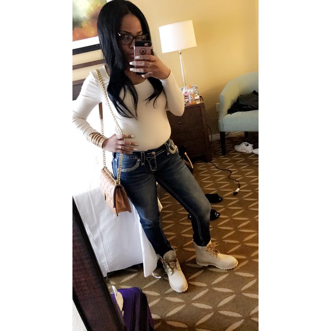 Watch Twanjah 💕's leaked NSFW photo on TwXstars