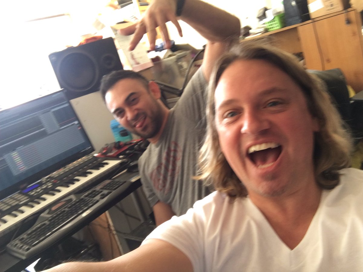 LeeDagger's tweet image. In the #studio in #LA with my buddy #darkIntensity @darkIntensity making tunes #bimboJones #dj #leedagger  @BBCR1