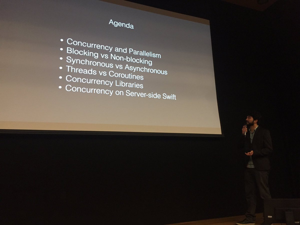 Now @paulofariarl is talking about concurrency and parallelism at #CocoaHeadsConf