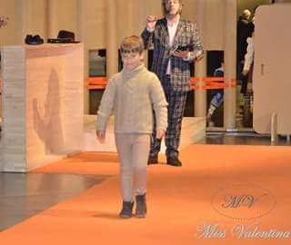 MVMissValentina's tweet photo. @MVMissValentina en Pasarela! 2da Edición de la Bilbao Bizkaia D Week: "SIÉNTETE MODELO POR UN DÍA". Azkuna Centroa. https://t.co/xQ7wLICUqE
