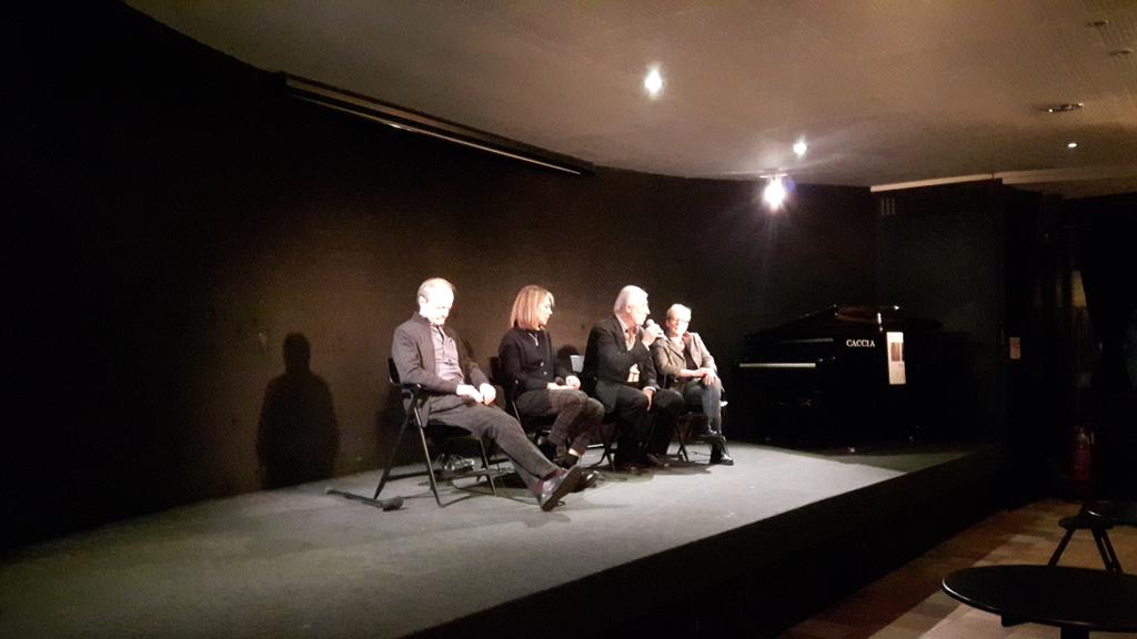 OfficinaCont's tweet photo. Inaugurazione Terra/Materiaprima @IlMeloONLUS il progetto di mail art per #officinacont https://t.co/rWLwIVPfAC