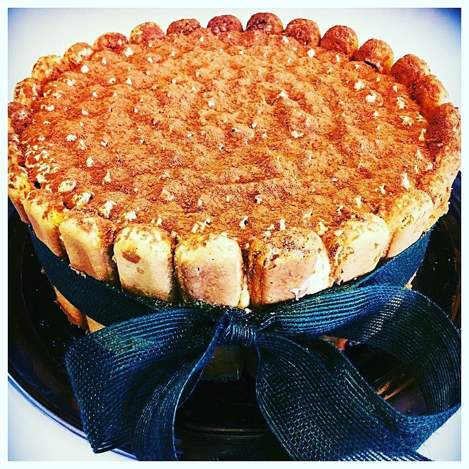 stanmartone's tweet photo. Tiramisu means "Pick me up" in Italian. Someone's going to have to Tiramisu after this cak… https://t.co/JUZpgK2cf6 https://t.co/U6eFPYnI3y