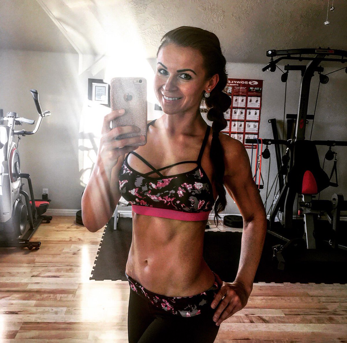 vvsmode's tweet photo. WARNING: Living a fit life has been known to cause infinitely increasing happiness and good health! #vvsmode https://t.co/aiLPb37DfA