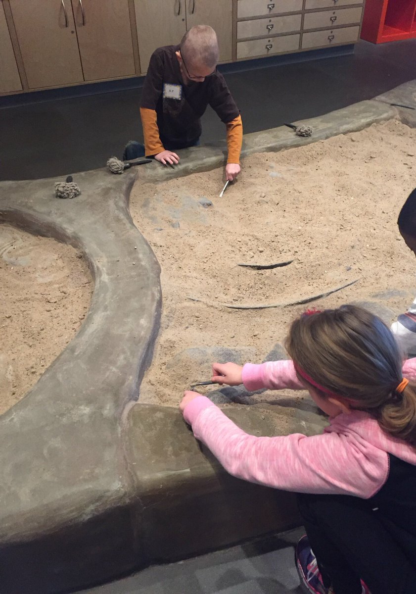Paleontologists at work! Field Trip to Museum at Prairiefire. @TheStar512