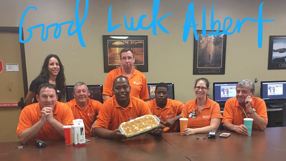 CMerghart's tweet photo. Congratulations Albert on your new adventure as Department Head for D21/D22.😊🎉👍🏼@JerryRamasami @rose_taylorwood @schwartz_ho https://t.co/qFtiN5BhAz