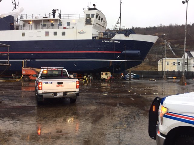 RNC_PoliceNL's tweet photo. Four males gone to hospital following industrial accident at Beaumont Hamel site; area has been evacuated. OH&amp;S w/ @ServiceNL_ investigating https://t.co/MIA7opaIuH