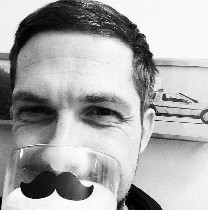 BierBarone's tweet photo. #berlinerbierbarone #CraftBeer #glass - Become a baron. https://t.co/oT5EmiSHfr