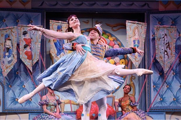 DNAinfoNY's tweet photo. Free performances of "The Nutcracker" coming to Brookfield Place tonight and Saturday: https://t.co/9MqW14KozE https://t.co/7nSeGJyyHY