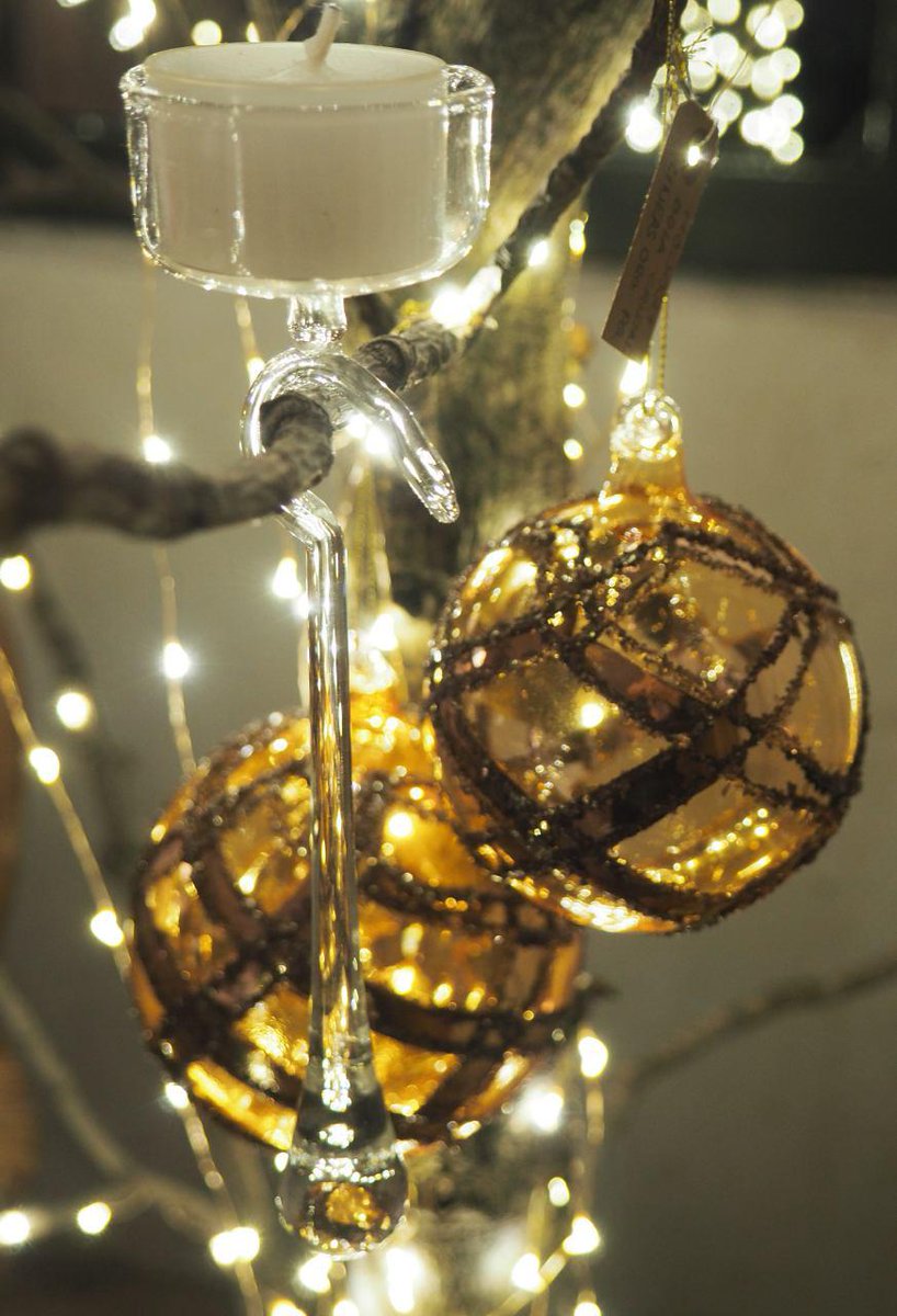 LaNaveHome's tweet photo. Acaba 2016... Pero no las ideas de #decoración con nuestro diciembre de Pop Ups. Hasta el domingo, te esperamos en Claudio Coello, 53. https://t.co/bltWXDQTfr