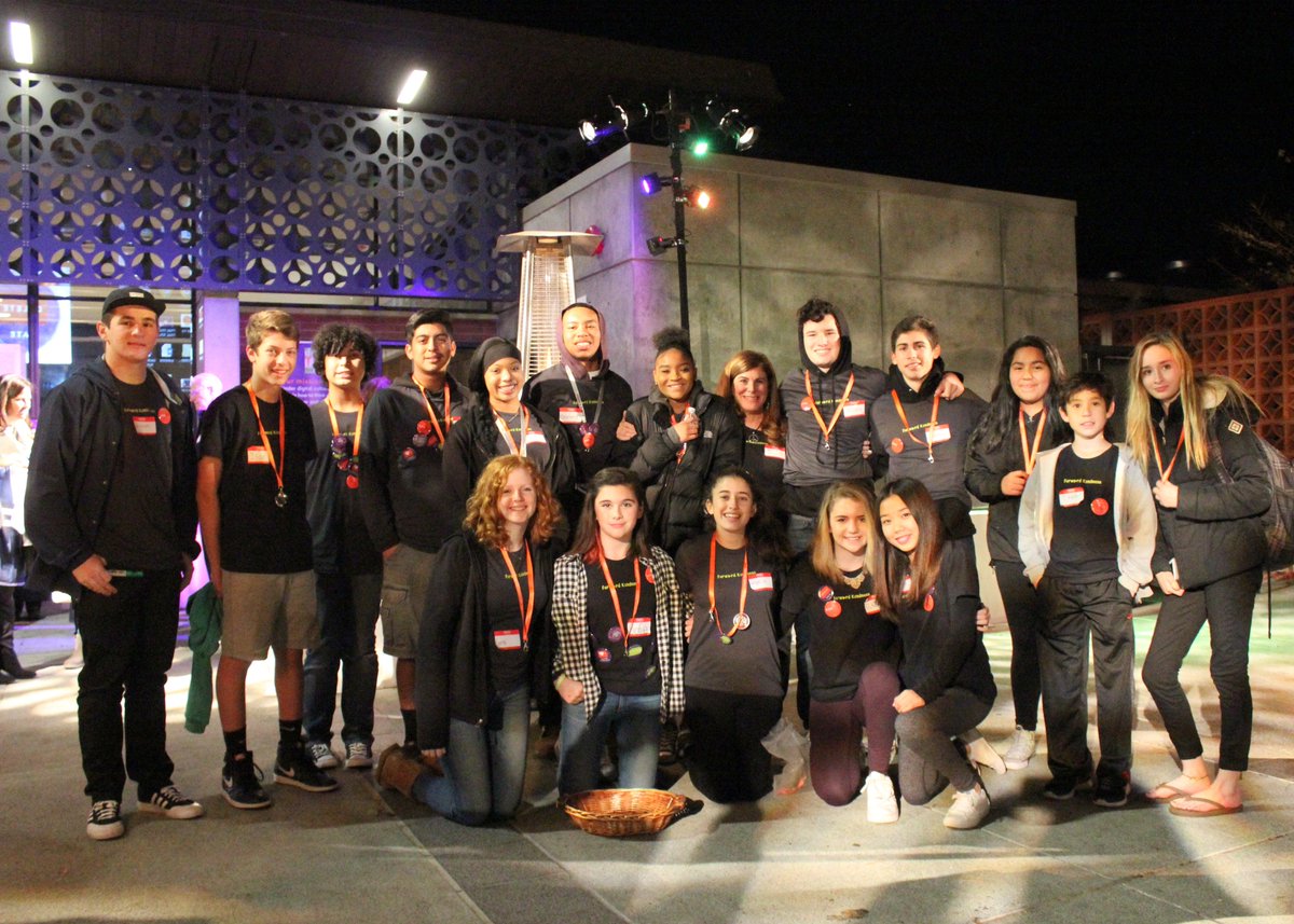 Grateful to our awesome teen advisors for decoding acronyms &amp; demoing challenges (water bottle, anyone?) for #curiousnotfurious parents