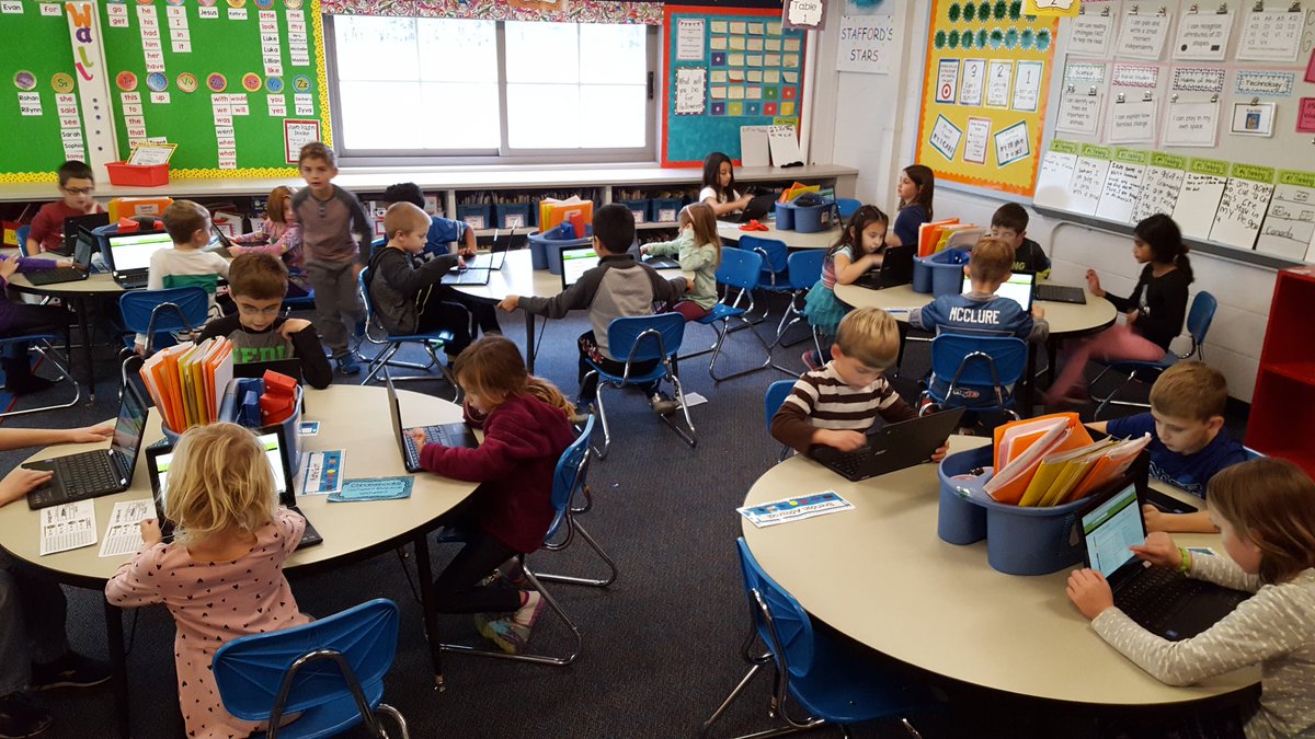 MussonStars's tweet photo. Hard at work on subtraction fluency with Chromebooks....T.G.I.F! #staffordstars #sayrestrong https://t.co/Zi0Fc8D4YG