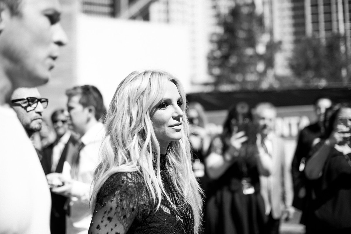 Sending lots of 💖 to the birthday girl, <a href="/britneyspears/">Britney Spears 🌹🚀</a>!