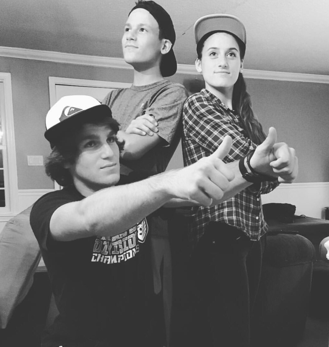 prestonserra3's tweet photo. My brother died at the age of 16. It's been an awesome sixteen years with you. I miss you already.. you're in a better place now.😞😥 12/2/16 https://t.co/StIIjTQiK0