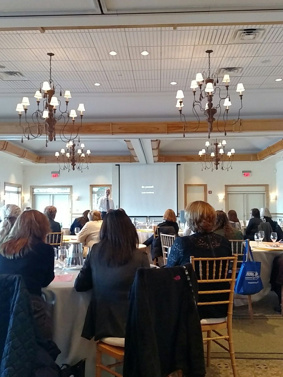 CommunityComets's tweet photo. Inspirational presentation by @DavidISteinberg! "Lead Like Legends" #2016CACE https://t.co/X2tgCmMIn3
