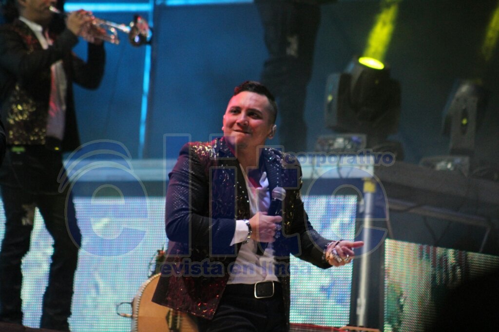 elitechiapas's tweet photo. Avances del concierto de @edwintrakalosa y @bandatrakalosa en el #ForoChiapas (Masivo) de la @FeriaChiapasAC . #Corporativoelite #CElite https://t.co/oWheYPWbDv