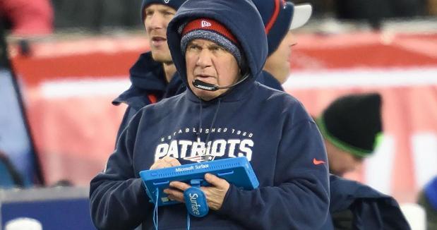 ConcordiaMCAA's tweet photo. Coach Belichick has a special message to high school coaches. #coachtalk https://t.co/GZF7AhLhRQ https://t.co/7uqgkxQMyI