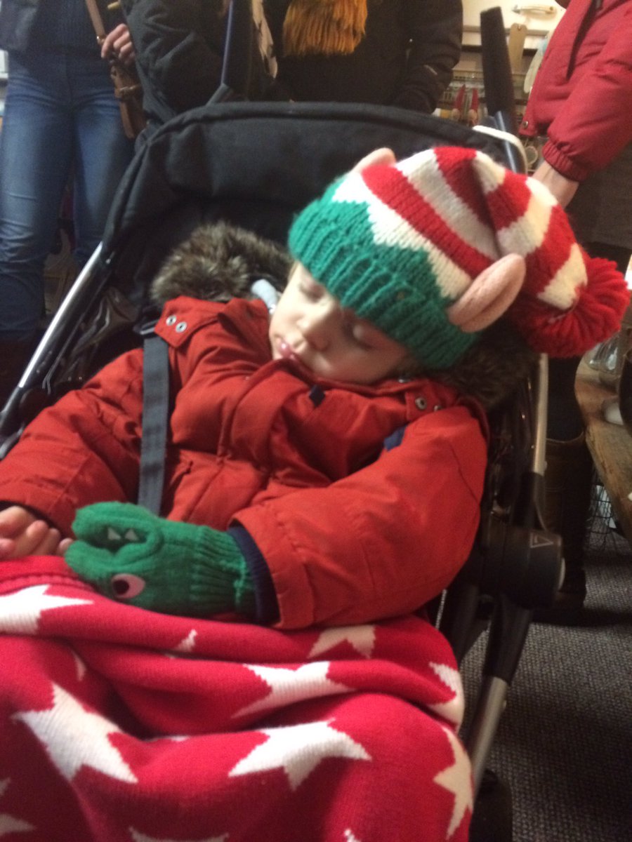 ShopDearDoris's tweet image. Big Thankyou to all our amazing customers for supporting #latenightshoppingPenarth A lovely evening even for the #sleepiestelf! @sarky_moo