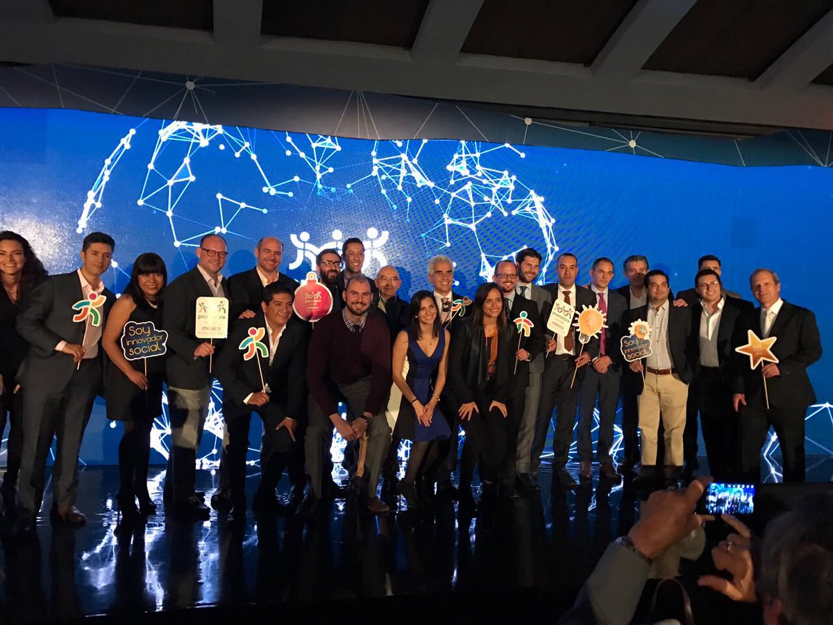 Brindis con fundadores de <a href="/OnkoSolutions/">Onko Solutions</a> <a href="/_biodent/">Biodent</a> <a href="/medicaSC/">Médica Santa Carmen</a> <a href="/Del_Azucar/">Clínicas del Azúcar</a> <a href="/Laudex/">Laudex</a> <a href="/VirtualMarketMx/">Virtual Market</a> <a href="/habvita/">Habvita</a> @ImpactHubDF <a href="/FDMMexico/">Flor de Mayo</a> #granta