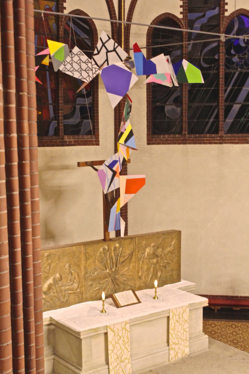 gahuert's tweet photo. "Tau"kreuz @Auenkirche BerlinWilmersdorf https://t.co/9kO6GD45Zy