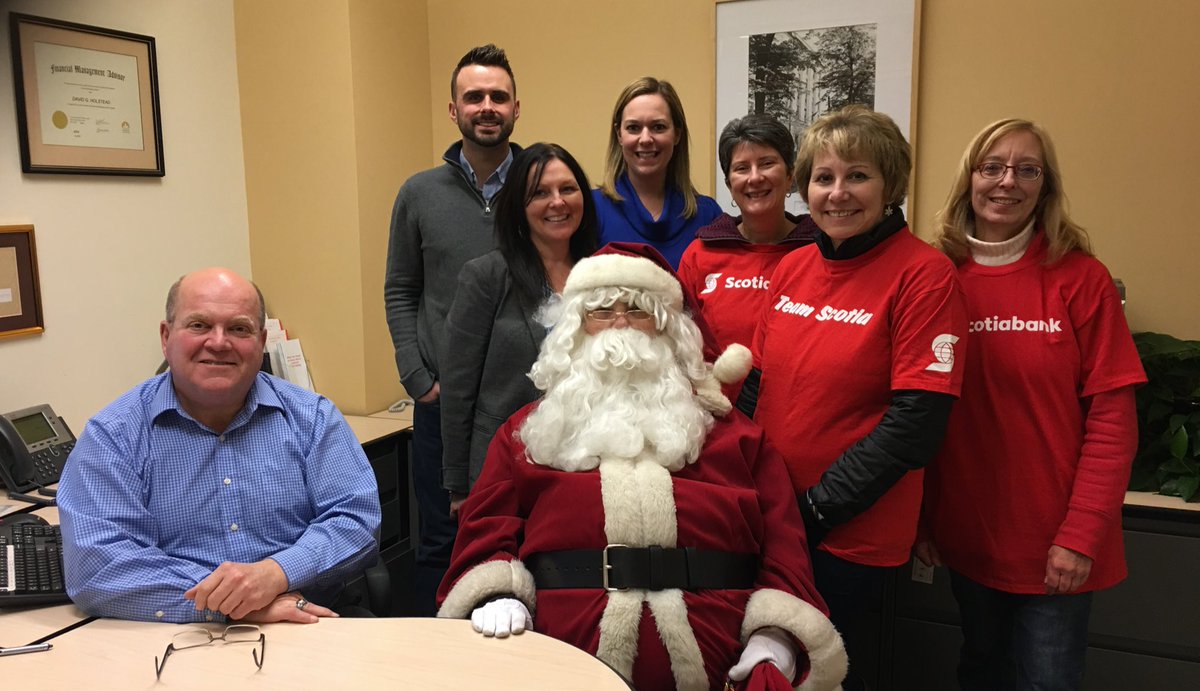 nsbankergirl's tweet photo. Grabbed a shot with Santa while he was picking up #StuffaBus items with @scotiabank and @C100FM https://t.co/ImSwBWA4z2