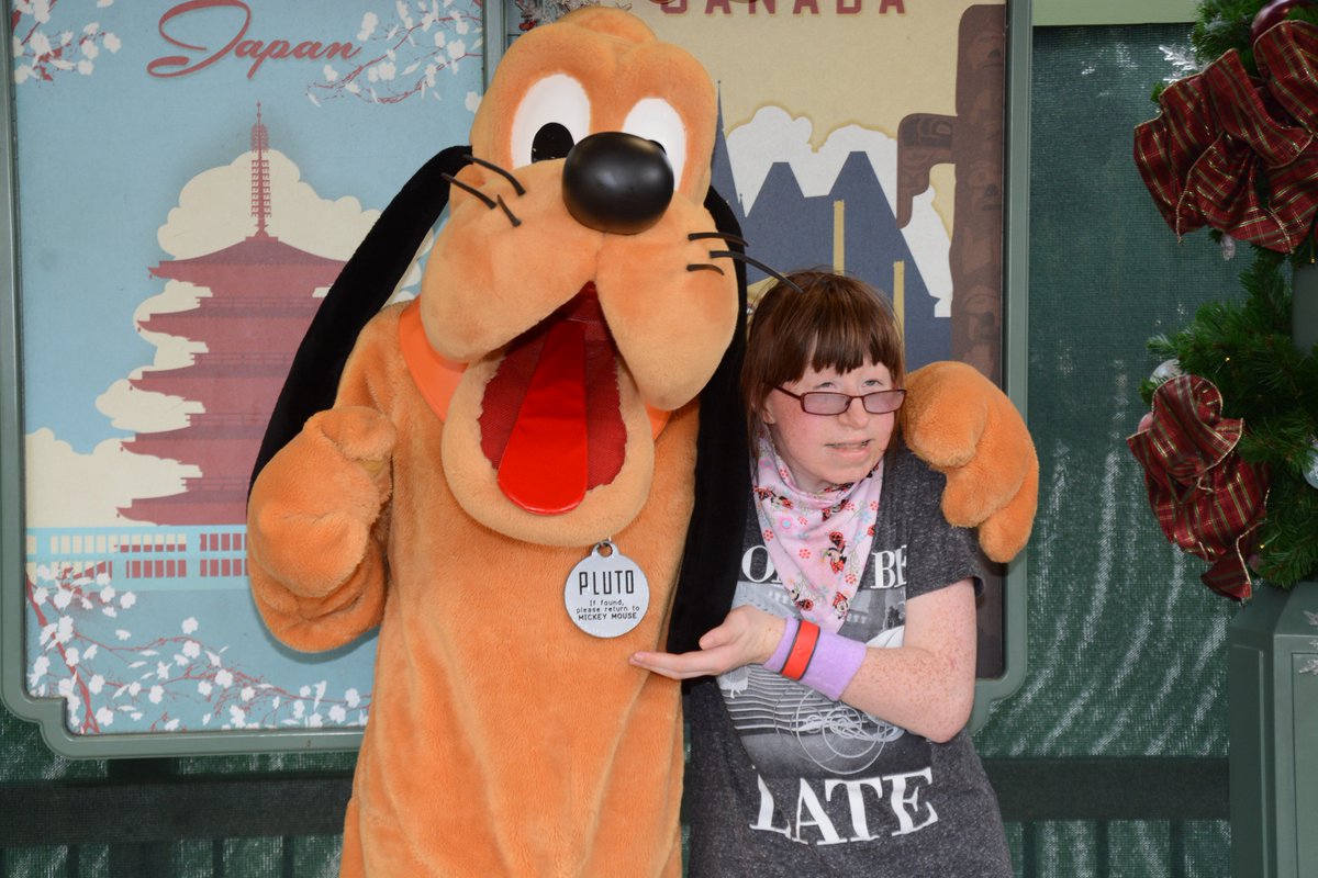 DreamFactoryNJ's tweet photo. Dreams do come true!!  Autumn is having a great time in Disney World! #dreams https://t.co/fwWLycwPV2